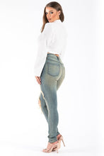 Load image into Gallery viewer, KYLE SKINNY JEAN IN SAND WASH