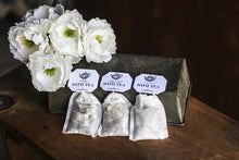 Load image into Gallery viewer, Essential Oil Bath Tea   Single Bags