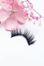 Load image into Gallery viewer, 13 18mm Natural 3D Mink Lashes