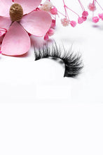 Load image into Gallery viewer, Light Volume Round Eye 18mm Mink Natural Eyelashes