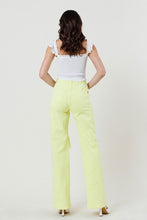 Load image into Gallery viewer, DISTRESSED WIDE CUT STRAIGHT LEG JEANS