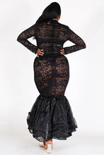Load image into Gallery viewer, LONG SLEEVE LACE BODY CON MERMAID MAXI DRESS