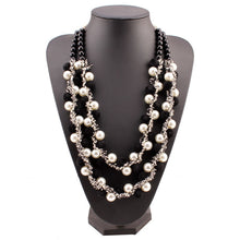 Load image into Gallery viewer, Chunky Pearl Necklace