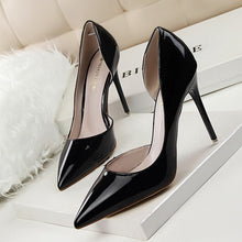 Load image into Gallery viewer, Patent Leather High Heels
